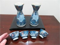 6pc sake set on wooden riser