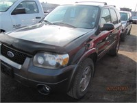 2005 FORD ESCAPE 136111 MILES