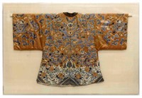 FRAMED ANTIQUE CHINESE SILK WOVEN DRAGON ROBE