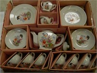 VINTAG CHILDS TEA SET-MADE IN JAPAN-IN BOX