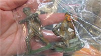 2 Cast Metal Army Figures