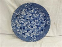 BLUE/WHITE GRAPE LEAVES AND BIRDS PLATE 12"