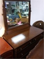 Vintage wood Sligh Furniture Company 4 drawer