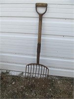 Antique Wood Handle Pitch Fork / Hay Fork