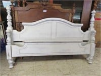 KING SIZE SHABBY CHIC BED (NO RAILS) 48"T X 75"W