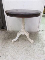 CARVED SHABBY CHIC CLAW FOOTED PARLOR TABLE