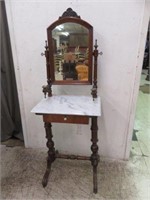 GREAT 19TH CENTURY AMERICAN VICTORIAN  MARBLE TOP