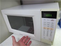 2002 samsung microwave oven (white)