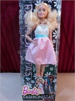 Barbie Fashionistas Doll, 14 Powder Pink