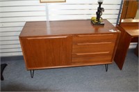 MID CENTURY SIDEBOARD WITH HAIRPIN LEGS, 49"