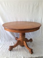 Round oak table 100+ years old