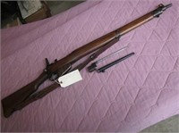 72) British Enfield 303 Rifle, 303 cal., w/ sling;