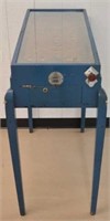 Early Mills Official Pin Table w/Key-Blue