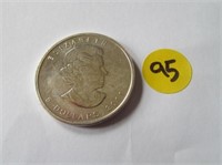 C95) Canada 2011 5 Dollar Silver Coin w/ Wolf;