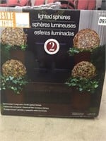 Set of two Spheres - only 1 has lights