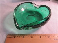 Emerald Controlled Bubble Heart Shape Ashtray