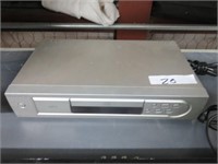 MAGNAVOX MP3 AND DVD PLAYER