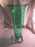 Emerald Controlled Bubble Baronial Vase
