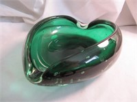 Emerald Heart Shape Controlled Bubble Ashtray