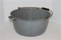 Graniteware Large Handled Pot