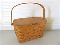 1994 Longaberger "Small Purse" Basket #10821 With