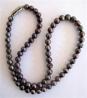 Black pearl necklace 19.8cms