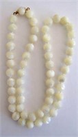 String white opal beads 22cms