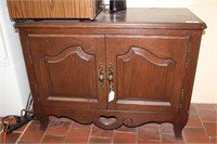 French Country Buffet with Two Lower