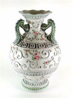 LATE 19C EARLY 20C CHINESE VASE W GORGEOUS APPLIQE