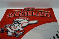 Cincinnati Reds Towel