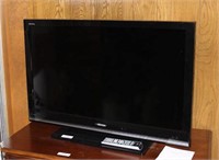 40" Toshiba Flat Screen TV