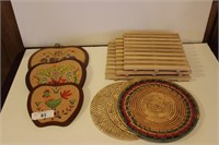 Selection of Trivets- Wooden, Woven & Cork