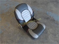 TRACKER BOAT SEAT