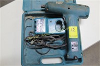 Makita Cordless Impact wrench Model6900D w/charger