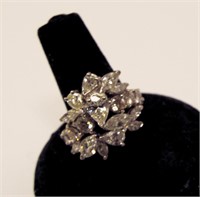 14k White Gold And Diamond Cluster Ring