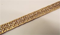 18k Gold Bracelet With Diamonds