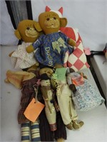 Grouping Of Vintage Hand Made Dolls And Quilt Cats
