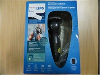 PHILIPS WET OR DRY SHAVER