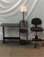 Desk With Table Lamp & Hydraulic Swivel Chair