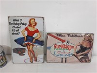 2 affiches métalliques pin-up 12x8po metal signs