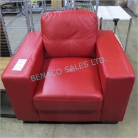 1X, LARGE CUSHIONED RED TUB CHAIR