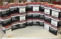 A lot with 22 Wiseco performance pistons p/n: 2417