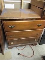 2 VINTAGE CHEST OF DRAWERS !