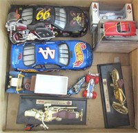 COLLECTIBLE DIECAST MOTORCYCLE & CAR COLLECTION !