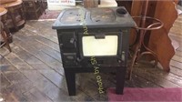 Antique cast iron salesman sample stove