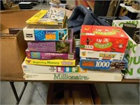 LARGE LOT OF BOARD GAMES AND PUZZLES