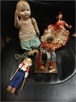 4 Foreign Tourist Dolls And 1 As Is Composition/Cl