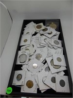 TRAY OF MIXED FOREIGN COINS IN FLIPS & MORE