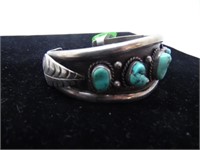 STERLING SILVER CUFF BRACELET WITH TURQUOISE STONE