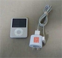 Apple iPod, 4GB, unlocked includes